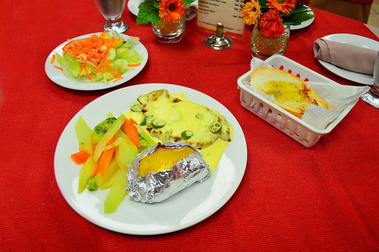 Hotel Ejecutivo San Pedro Sula Buitenkant foto